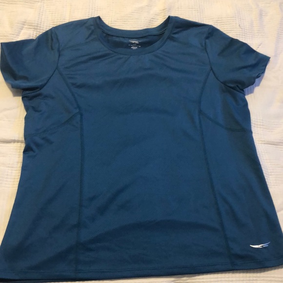 Athletic tshirts - Picture 4 of 5